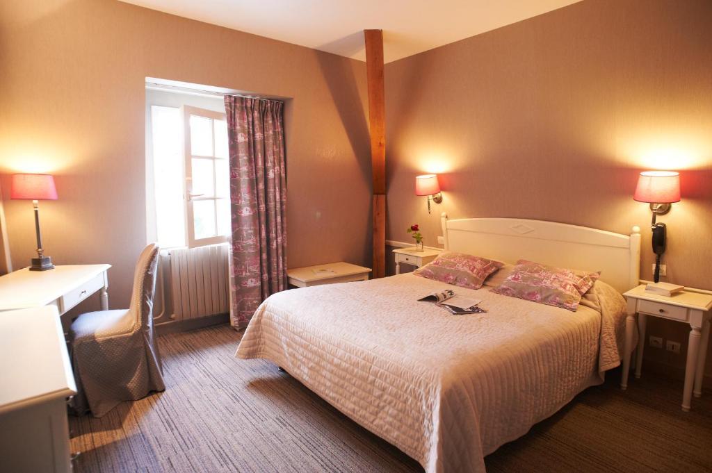 Hotel Spa Le Relais Du Bellay Montreuil-Bellay Habitación foto